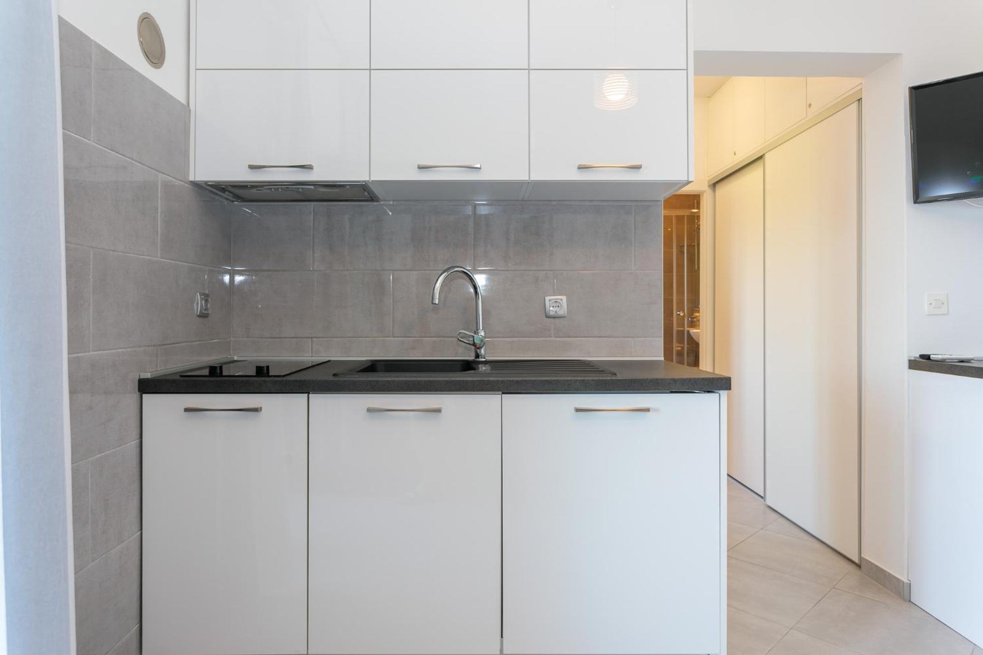 Apartments Delfin Krk Town Εξωτερικό φωτογραφία