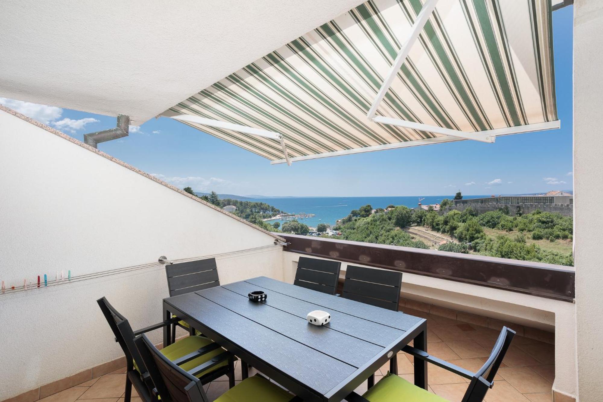 Apartments Delfin Krk Town Εξωτερικό φωτογραφία